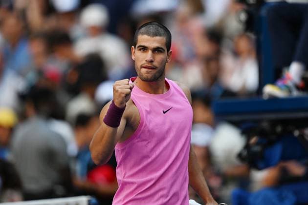 (250901) -- NEW YORK, Sept. 1, 2025 -- Carlos Alcaraz of Spain celebrates scoring during the men s singles fourth round match against Arthur Rinderknech of France at the 2025 US Open tennis championships in New York, the United States, Aug. 31, 2025. ) (SP)U.S.-NEW YORK-TENNIS-US OPEN-MEN S SINGLES-ALCARAZ VS RINDERKNECH LixRui 