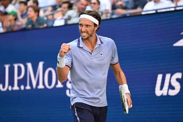 (250901) -- NEW YORK, Sept. 1, 2025 -- Arthur Rinderknech of France celebrates scoring during the men s singles fourth round match against Carlos Alcaraz of Spain at the 2025 US Open tennis championships in New York, the United States, Aug. 31, 2025. ) (SP)U.S.-NEW YORK-TENNIS-US OPEN-MEN S SINGLES-ALCARAZ VS RINDERKNECH LixRui 