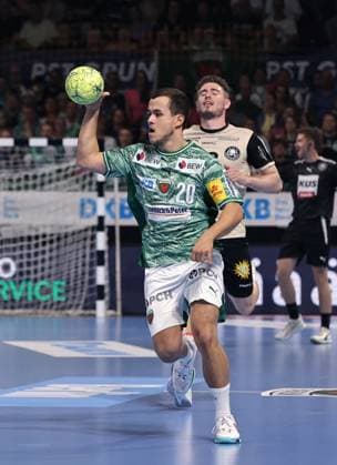 Tim Freihöfer on the ball Single image Crop Action Sport Handball HBL Bundesliga Men 1 Matchday Season 2025 2026 31 08 2025 Füchse Berlin vs Bergischer HC