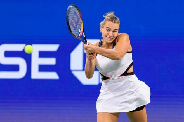 August 31, 2025, Flushing Meadows, New York, USA: Aryna Sabalenka hits a double backhand during a match against Cristina Busca on Day 8 of the 2025 US Open at USTA Billie Jean King National Tennis Center on Sunday August 31, 2025 in the Flushing neighborhood of the Queens borough of New York City. JAVIER ROJAS PI Flushing Meadows USA - ZUMAp124 20250831_zaa_p124_221 Copyright: xJavierxRojasx