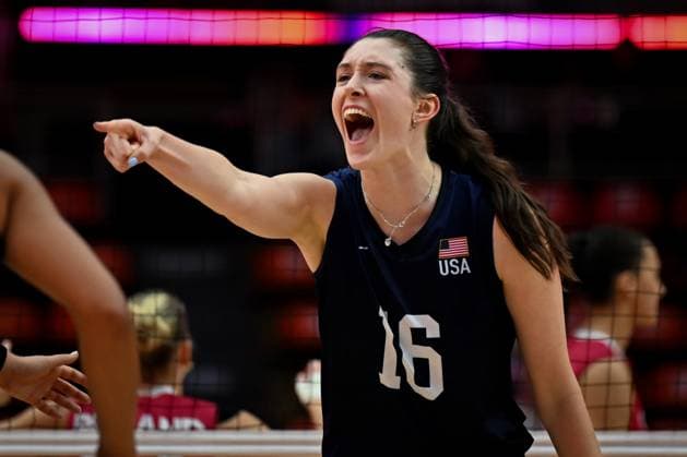 USA v Canada - FIVB Women’s World Volleyball Championship BANGKOK, THAILAND - SEPTEMBER 01: Dana Rettke (16) of USA during their FIVB Women’s World Volleyball Championship match between USA and Canada at Huamark Indoor Stadium in Bangkok, Thailand, on September 01, 2025. Mustafa Hatipoglu Anadolu Bangkok Thailand. Editorial use only. Please get in touch for any other usage.  Copyright: x2025xAnadoluxMustafaxHatipoglux