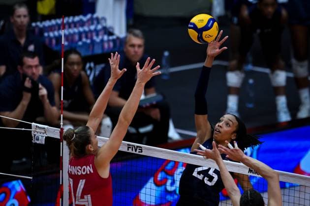 USA v Canada - FIVB Women’s World Volleyball Championship BANGKOK, THAILAND - SEPTEMBER 01: Tia Jimerson (25) of USA during their FIVB Women’s World Volleyball Championship match between USA and Canada at Huamark Indoor Stadium in Bangkok, Thailand, on September 01, 2025. Mustafa Hatipoglu Anadolu Bangkok Thailand. Editorial use only. Please get in touch for any other usage.  Copyright: x2025xAnadoluxMustafaxHatipoglux