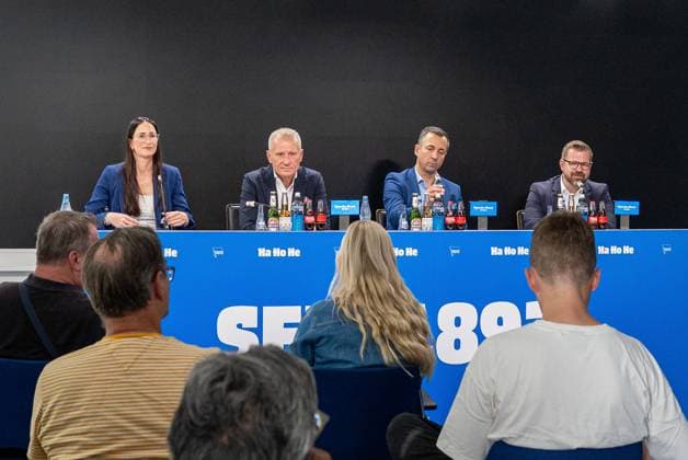 Football, Men, Season 2025 26, 2 Bundesliga, Hertha BSC, Press conference for the presentation of the new Managing Director, in the picture from l press spokeswoman Vera Krings Hertha BSC , Managing Director Dr Peter Görlich Hertha BSC , Managing Director Ralf Huschen Hertha BSC , President Fabian Drescher Hertha BSC , 01 09 2025, Copyright: xSebastianxRäppold MatthiasxKochx