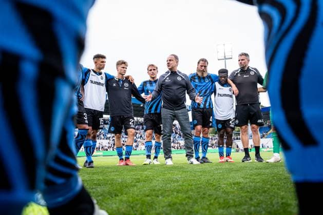 Odense BK v FC Nordsjaelland, 3F Superliga football, Odense, Denmark Odense, Denmark. 31st, August 2025. The players of OB unite around head coach Alexander Zorniger after the 3F Superliga match between Odense BK and FC Nordsjaelland at Nature Energy Park in Odense. Denmark, Odense  Copyright: xGonzalesxPhoto KentxRasmussenx