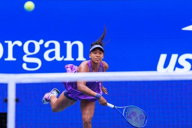 September 1, 2025, Flushing Meadows, New York, USA: NAOMI OSAKA serves during a match against Gauff on Day 9 of the 2025 US Open at USTA Billie Jean King National Tennis Center on Monday. Osaka won 6:3 6:2. Flushing Meadows USA - ZUMAp124 20250901_zaa_p124_054 Copyright: xJavierxRojasx