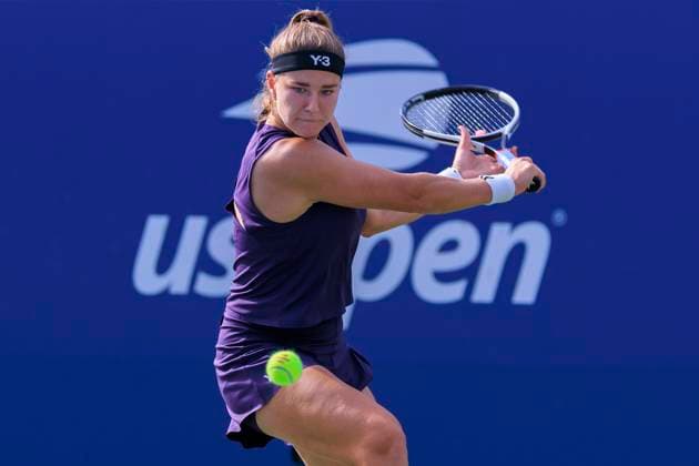 September 1, 2025, Flushing Meadows, New York, USA: Karolina Muchova hits a backhand during a match against Marta Kostyuk on Day 9 of the 2025 US Open at USTA Billie Jean King National Tennis Center on Monday September 1, 2025 in the Flushing neighborhood of the Queens borough of New York City. JAVIER ROJAS PI Flushing Meadows USA - ZUMAp124 20250901_zaa_p124_077 Copyright: xJavierxRojasx