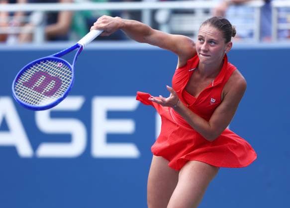 2025 US Open Tennis Championships, Day Nine, Billy Jean-King Tennis Centre, Flushing Meadows, New York, USA, 01 09 2025 Marta Kostyuk (UKR) in action during his fourth round match against Carolina Muchova (CZE) in the 2025 US Open at Flushing Meadows New York Billy Jean King Tennis Centre, Flushing Meadows New York USA Copyright: xMarkxGreenwoodx