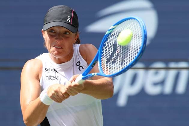 September 1, 2025, New York City, New York, United States: IGA SWIATEK of Poland during the match against E. Alexandrova in the fourth round of US Open 2025 at the USTA Billie Jean King National Tennis Center. Queens, New York City. Swiatek won 6:3, 6:1. New York City United States - ZUMAc278 20250901_zsp_c278_007 Copyright: xMarcinxCholewinskix