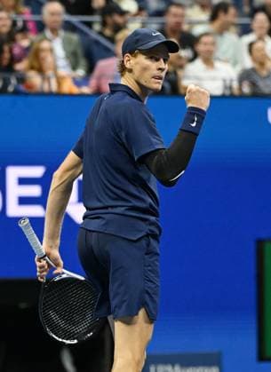 Jannik Sinner of ITA reacts during the match with Alexander Bublik in straight sets 6-1 6-1 6-1 in the fourth round on Arthur Ashe Stadium on day 9 at the 2025 US Open Tennis Championship at the USTA Billie Jean King National Tennis Center in New York City on Monday, September 01, 2025.  NYP20250901332 LARRYxMARANO