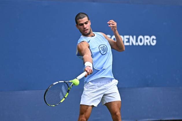 US Open - Fourth Round Carlos Alcaraz (ESP) during practice at the 2025 US Open at Billie Jean National Tennis Center in New York City, NY, USA, on September 1, 2025. Photo by Corinne Dubreuil ABACAPRESS.COM New York City United States  Copyright: xDubreuilxCorinne ABACAx