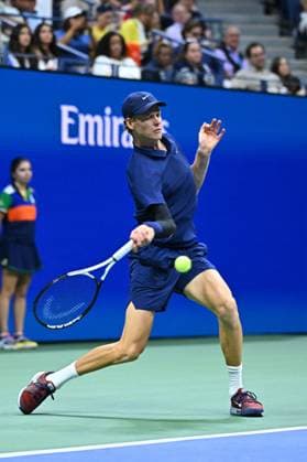 US Open - Fourth Round Jannik Sinner (ITA) during his fourth round match at the 2025 US Open at Billie Jean National Tennis Center in New York City, NY, USA, on September 1, 2025. Photo by Corinne Dubreuil ABACAPRESS.COM New York City United States  Copyright: xDubreuilxCorinne ABACAx