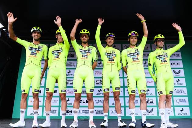 2025 Lloyds Tour of Britain Picture by Simon Wilkinson SWpix.com - 02 06 2025 - Cycling - 2025 Lloyds Tour of Britain - Stage 1: Woodbridge to Southwold - Team Presentation - Harrison Wood, Alexis Guerin, Rafael Reis, RubÃ n Fernandez, Victor Martinez, Paulo Fernandes (Anicolor Tien 21) Copyright: x xSWpix.comx(t axPhotographyxHubxLtd)xSimonxWilkinson SWpix.comx SWP-3069-2066