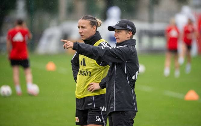 Soccer, Women, Season 2025 2026, Google Pixel Women Bundesliga, 1 FC Union Berlin, Training, f l Tanja Pawollek 1 Women 1 FC Union , Coach Ailien Poese 1 Women 1 FC Union , 02 09 2025, Copyright: xMatthiasxKochx