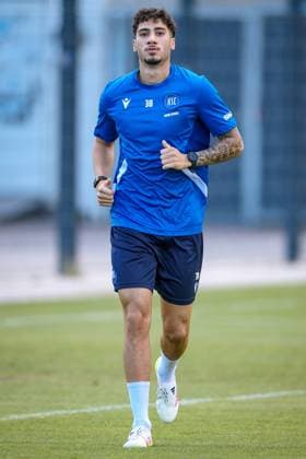 02 09 2025, Football, Training Karlsruher SC, 2 Fußball Bundesliga, Training ground at BBBank Wildpark Stadion Karlsruhe, Season 2025 2026 Efe Kaan Sihlaroglu KSC 38 Baden Württemberg Germany