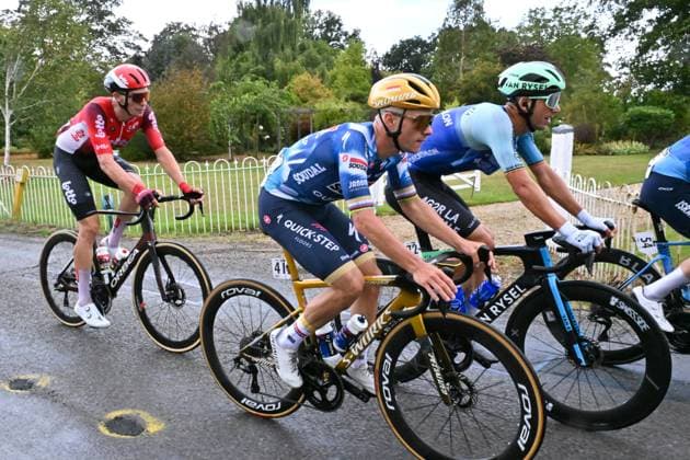 2025 Lloyds Tour of Britain Picture by Bruce Rollinson SWpix.com - 02 06 2025 - Cycling - 2025 Lloyds Tour of Britain - Stage 1: Woodbridge to Southwold - Remco Evenepoel (Soudal Quick-Step) Copyright: x xSWpix.comx(t axPhotographyxHubxLtd)xBrucexRollinson SWpix.comx SWP-3069-2138