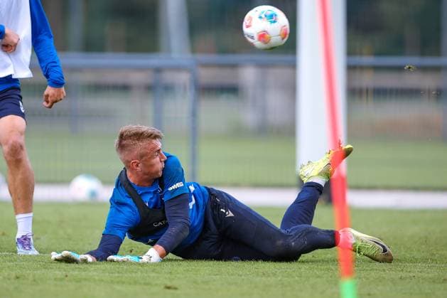 02 09 2025, Soccer, Training Karlsruher SC, 2 Soccer Bundesliga, Training ground at BBBank Wildpark Stadium Karlsruhe, Season 2025 2026 Goalkeeper Hans Christian Bernat KSC 01 Baden Württemberg Germany