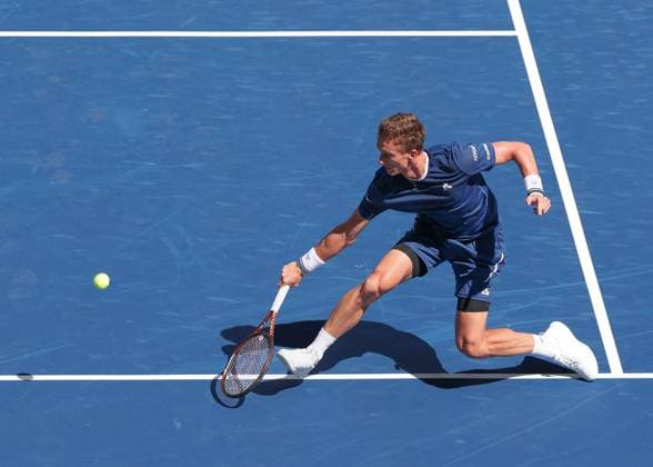 Jiri Lehecka CZE , from above, US Open Championships 2023, USTA Billie Jean King National Tennis Center, Flushing Meadows, New York, USA Copyright: xJuergenxHasenkopfx