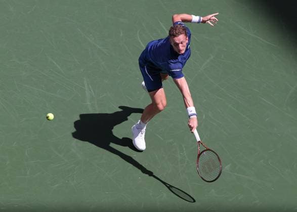 Jiri Lehecka CZE , from above, US Open Championships 2023, USTA Billie Jean King National Tennis Center, Flushing Meadows, New York, USA Copyright: xJuergenxHasenkopfx