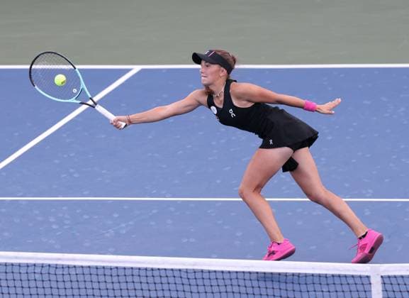 Julia Stusek, Girls Singles, Girls Singles, US Open Championships 2023, USTA Billie Jean King National Tennis Center, Flushing Meadows, New York, USA Copyright: xJuergenxHasenkopfx