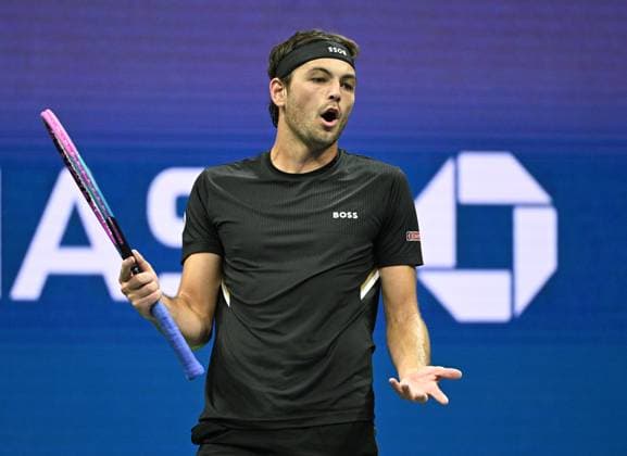 Taylor Fritz plays Novak Djokovic of Serbia in the quarterfinals on Arthur Ashe Stadium on day 10 at the 2025 US Open Tennis Championship at the USTA Billie Jean King National Tennis Center in New York City on Tuesday, September 02, 2025.  NYP20250902303 LARRYxMARANO