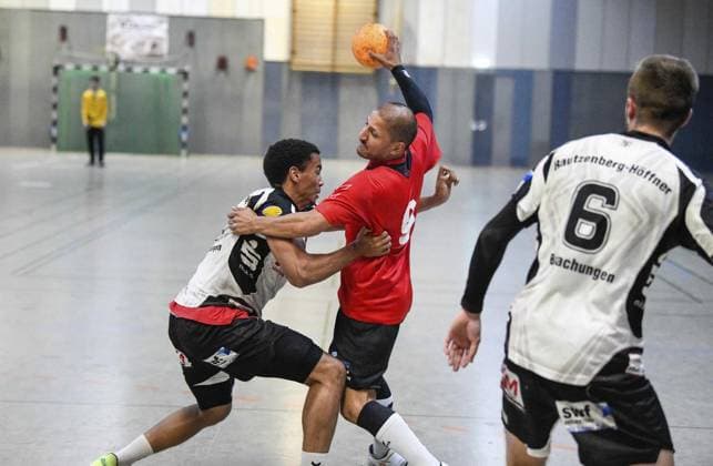Handball, MTV Rheinwacht Dinslaken HSG Wesel FOR EDITORIAL PURPOSES ONLY p In the handball test match MTV Rheinwacht Dinslaken play against HSG Wesel red jerseys in the Douvermannhalle, on Tuesday, 02 09 2025 in Dinslaken Germany NRW Dinslaken Copyright MarkusxJoosten Copyright: MarkusxJoosten doc8288jg8lxo43njm6d0x ,EDITORIAL USE ONLY Copyright: MarkusxJoosten