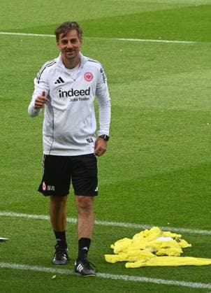 03 09 2025 xhpx Dreieich, Frankfurt am Main Women Eintracht Frankfurt Training Women Bundesliga Season 2025 2026 Nikolaos Arnautis Coach Eintracht Frankfurt Women