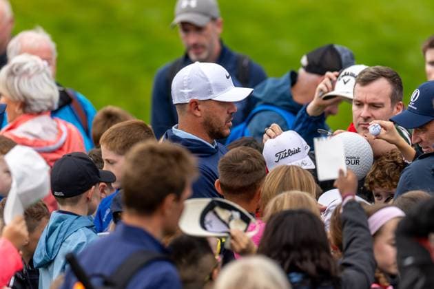 2025 Amgen Irish Open - Pro Am, The K Club, Kildare 3 9 2025 Brooks Koepka signs autographs for fans Brooks Koepka signs autographs for fans 3 9 2025  Copyright: x INPHO MorganxTreacyx 0U6A4997