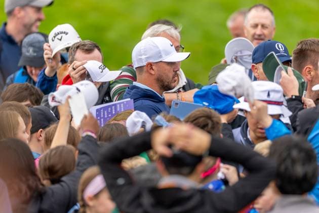 2025 Amgen Irish Open - Pro Am, The K Club, Kildare 3 9 2025 Brooks Koepka signs autographs for fans Brooks Koepka signs autographs for fans 3 9 2025  Copyright: x INPHO MorganxTreacyx 0U6A5005