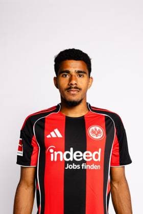Ansgar Knauff Eintracht Frankfurt portrait appointment 2025 2026 1 BL Bundesliga soccer portrait appointment, headshot, portrait, introduction, presentation, press appointment 2025 2026 Studio Shooting studio shooting