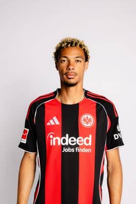 Hugo Ekitike Eintracht Frankfurt portrait appointment 2025 2026 1 BL Bundesliga soccer portrait appointment, headshot, portrait, introduction, presentation, press appointment 2025 2026 Studio Shooting Studioshooting