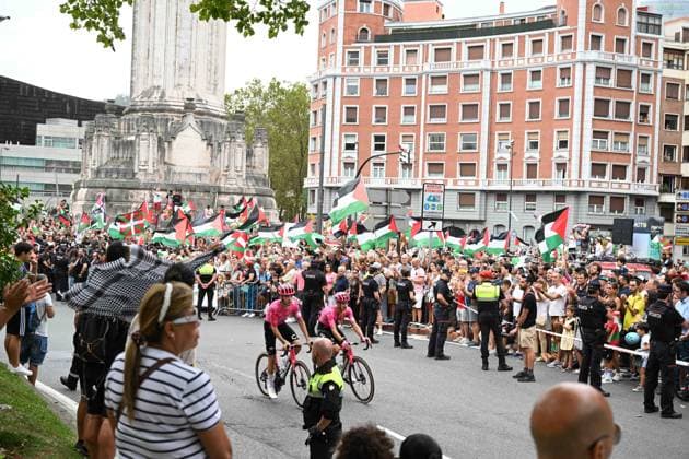 03-09-2025 Vuelta A Espana; Tappa 11 Bilbao - Bilbao; 2025, Ef Education - Easypost; Bilbao; 