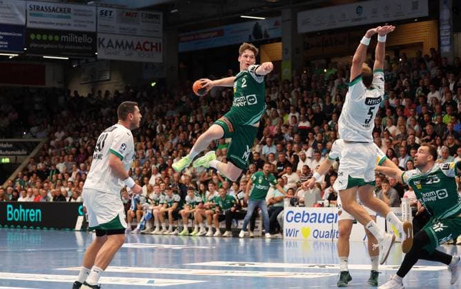 03 09 2025, Germany, Göppingen, Handball DAIKIN HBL Bundesliga season 2025 2026, FRISCH AUF Göppingen vs Füchse Berlin, f l Mijajlo Marsenic Ber , Oskar Neudeck FAG , Max Darj Ber