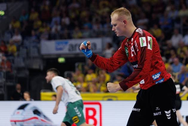 David Spaeth Rhein Neckar Loewen cheers, Rhein Neckar Loewen vs GWD Minden, Handball, DAIKIN HBL, 2 Spieltag, Saison 2025 2026, 03 09 2025 DFB regulations prohibit any use of photographs as image sequences and or quasi video Rhein Neckar Loewen vs GWD Minden, Handball, DAIKIN HBL, 2 Spieltag, Saison 2025 2026, 03 09 2025 Copyright: xEibner-Pressefoto AlexanderxNeisx EP_ANS