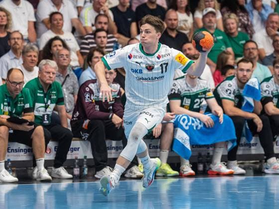 Nils Lichtlein Fuechse Berlin, 17 with speed on Frisch Auf Goeppingen vs Fuechse Berlin, Handball, 1 Bundesliga, Men, Season 2025 2026, 03 09 2025, Frisch Auf Goeppingen vs Fuechse Berlin, Handball, 1 Bundesliga, Men, Season 2025 2026, 03 09 2025 Goeppingen Copyright: xEibner-Pressefoto MichaelxSchmidx EP_MST
