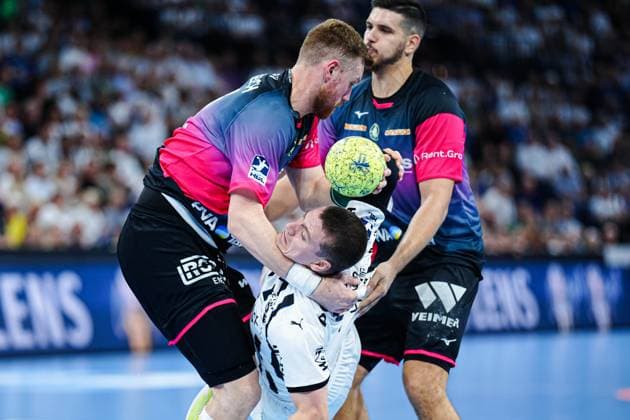 Nikola Grahovac HSG Wetzlar, 02 , Elias Ellefsen a Skipagotu THW Kiel, 71 GER, THW Kiel vs HSG Wetzlar, Handball, 1 Bundesliga, Matchday 2, Season 2025 2026, 03 09 2025 GER, THW Kiel vs HSG Wetzlar, Handball, 1 Bundesliga, Matchday 2, Season 2025 2026, 03 09 2025 Kiel Copyright: xEibner-Pressefoto MarcelxvonxFehrnx EP_MFN