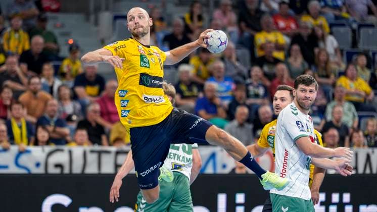 Lukas Sandell RNL, 11 , jump shot, throw, goal shot, action, action scene, 03 09 2025, Mannheim Germany , Handball, Bundesliga, Rhein Neckar Löwen TSV GWD Minden xozx