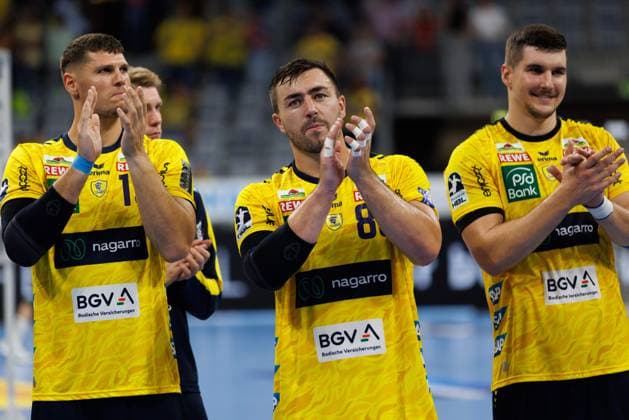 Sebastian Heymann Rhein Neckar Loewen , Jannik Kohlbacher Rhein Neckar Loewen , Halil Jaganjac Rhein Neckar Loewen , Rhein Neckar Loewen vs GWD Minden, Handball, DAIKIN HBL, 2 Spieltag, Saison 2025 2026, 03 09 2025 DFB regulations prohibit any use of photographs as image sequences and or quasi video Rhein Neckar Loewen vs GWD Minden, Handball, DAIKIN HBL, 2 Spieltag, Saison 2025 2026, 03 09 2025 Copyright: xEibner-Pressefoto AlexanderxNeisx EP_ANS