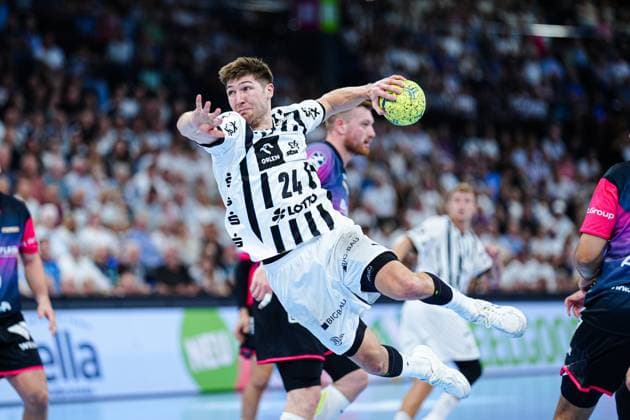 Throw Goal Lukas Zerbe THW Kiel, 24 GER, THW Kiel vs HSG Wetzlar, Handball, 1 Bundesliga, Matchday 2, Season 2025 2026, 03 09 2025 GER, THW Kiel vs HSG Wetzlar, Handball, 1 Bundesliga, Matchday 2, Season 2025 2026, 03 09 2025 Kiel Copyright: xEibner-Pressefoto MarcelxvonxFehrnx EP_MFN