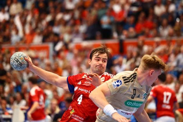 Handball I Men I Season 2025 2026 I Bundesliga I 2 Matchday I HSV Hamburg TSV Hannover Burgdorf I 03 09 2025 Andreas Magaard 4, HSV Hamburg Vihelm Poulsen 9, TSV Hannover Burgdorf Hamburg Alsterdorfer Sporthalle Hamburg Germany Copyright: xLobeca RalfxHomburgx