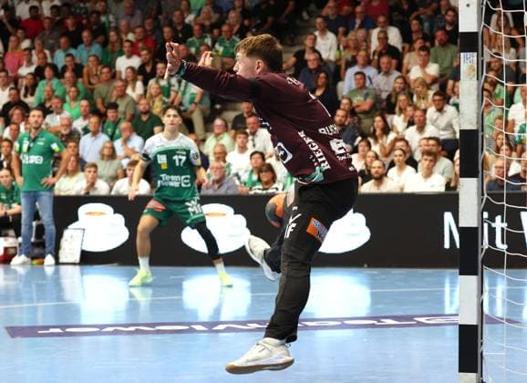 03 09 2025, Germany, Göppingen, Handball DAIKIN HBL Bundesliga Season 2025 2026, FRISCH AUF Göppingen vs Füchse Berlin, Julian Buchele FAG
