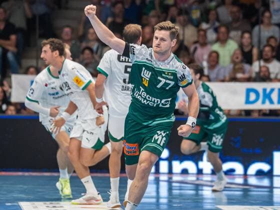 David Schmidt Frisch Auf Goeppingen, 77 cheers after a goal, Frisch Auf Goeppingen vs Fuechse Berlin, Handball, 1 Bundesliga, Men, Season 2025 2026, 03 09 2025, Frisch Auf Goeppingen vs Fuechse Berlin, Handball, 1 Bundesliga, Men, Season 2025 2026, 03 09 2025 Goeppingen Copyright: xEibner-Pressefoto MichaelxSchmidx EP_MST