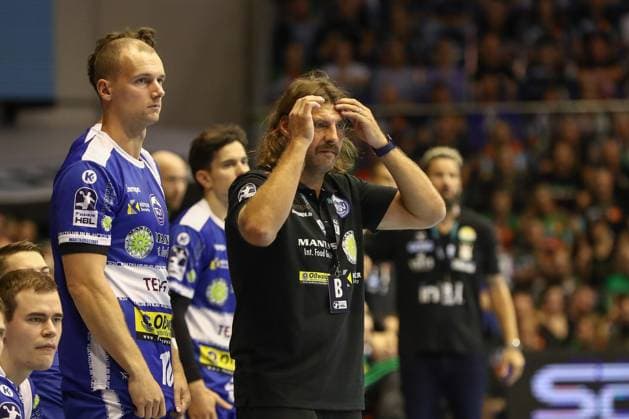 03 09 2025, xgox, Handball Daikin HBL SC Magdeburg ThSV Eisenach emspor, v l Sebastian Hinze Eisenach, coach disappointed, looks disappointed, disappointed Magdeburg