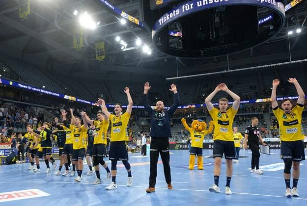 HBL Handball Bundesliga Season 2025 26 Mannheim SAP Arena 03 09 2025 Rhein Neckar Löwen rnl GWD Minden gwd 27 24 RNL Cheering after the end of the match HBL Handball Bundesliga