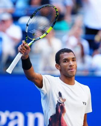 Felix Auger-Aliassime celebrates his quarter final win over Alex De Minaur 2025 US Open, Day Eleven, USTA Billie Jean King National Tennis Center, New York, USA - 03 Sept 2025New York USTA Billie Jean King National T New York (NY) United States of America  Copyright: xJavierxGarcia Shutterstockx 15458346an