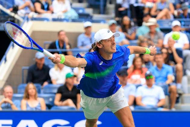 September 3, 2025, Flushing Meadows, New York, USA: Alex de Minaur reaches for a forehand during a match against Felix Auger-Aliassime on Day 11 of the 2025 US Open at USTA Billie Jean King National Tennis Center on Wednesday September 3, 2025 in the Flushing neighborhood of the Queens borough of New York City. JAVIER ROJAS PI Flushing Meadows USA - ZUMAp124 20250903_zaa_p124_017 Copyright: xJavierxRojasx