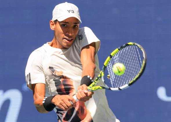 September 3, 2025, Flushing Meadows, New York, USA: Felix Auger-Aliassime hits a double backhand return during a match against Alex de Minaur on Day 11 of the 2025 US Open at USTA Billie Jean King National Tennis Center on Wednesday September 3, 2025 in the Flushing neighborhood of the Queens borough of New York City. JAVIER ROJAS PI Flushing Meadows USA - ZUMAp124 20250903_zaa_p124_024 Copyright: xJavierxRojasx