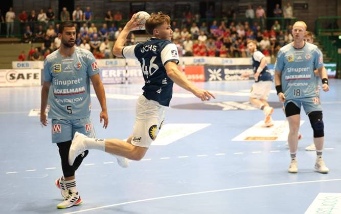 f l Milos Kos HC Erlangen 05 , Julian Fuchs Bergischer HC 46 , Sebastian Firnhaber HC Erlangen 18 Bergischer HC 06 vs HC Erlangen, Matchday 2, Handball, DAIKIN HBL, Season 2025 2026, 03 09 2025 Bergischer HC 06 vs HC Erlangen, Matchday 2, Handball, DAIKIN HBL, Season 2025 2026, 03 09 2025 Wuppertal Copyright: xEibner-Pressefoto ThomasxStoeckex EP_TSR
