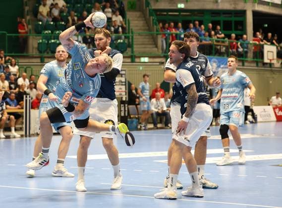 f l Maciej Gebala HC Erlangen 77 , Marek Nissen HC Erlangen 06 , Gerdas Barbarskas Bergischer HC 14 , Elias Scholtes Bergischer HC 04 , Aron Seesing Bergischer HC 49 , Viggo Kristjansson HC Erlangen 73 Bergischer HC 06 vs HC Erlangen, 2 Matchday, Handball, DAIKIN HBL, Season 2025 2026, 03 09 2025 Bergischer HC 06 vs HC Erlangen, 2 Matchday, Handball, DAIKIN HBL, Season 2025 2026, 03 09 2025 Wuppertal Copyright: xEibner-Pressefoto ThomasxStoeckex EP_TSR