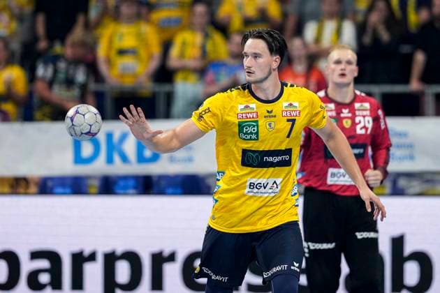 Robert Timmermeister RNL, 7 , on the ball, single picture, single photo, action, action, 03 09 2025, Mannheim Germany , Handball, Bundesliga, Rhein Neckar Löwen TSV GWD Minden xozx