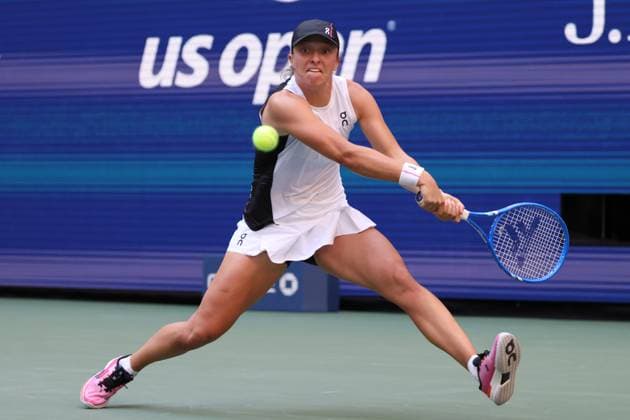 September 3, 2025, New York City, New York, United States: IGA SWIATEK of Poland during the match against A. Anisimova of USA in quarterfinals of US Open 2025 at the USTA Billie Jean King National Tennis Center. Queens, New York City. Swiatek lost 4:6, 3:6. New York City United States - ZUMAc278 20250903_zsp_c278_007 Copyright: xMarcinxCholewinskix